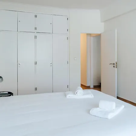 - Almirante Reis Ii Appartement *